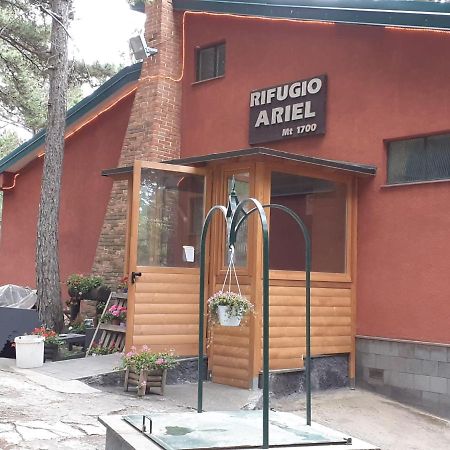 Bed and Breakfast Rifugio Ariel Ragalna Exterior foto