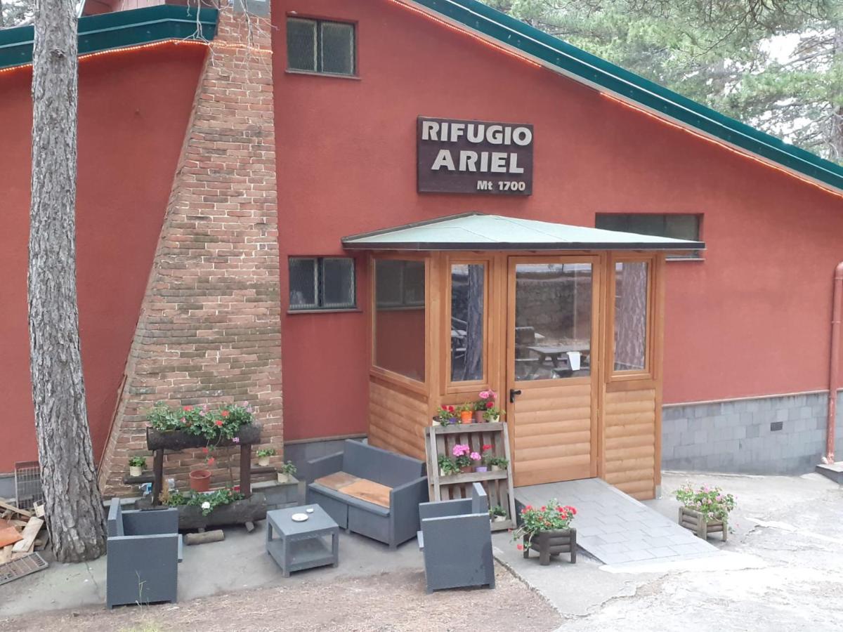 Bed and Breakfast Rifugio Ariel Ragalna Exterior foto
