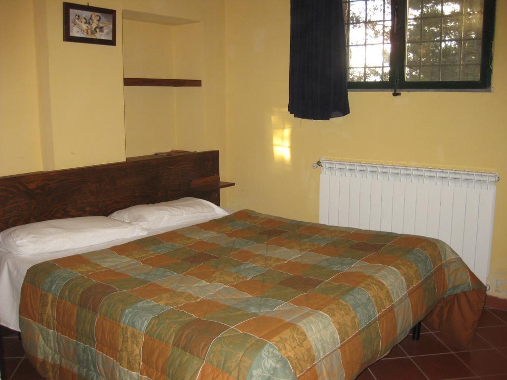Bed and Breakfast Rifugio Ariel Ragalna Zimmer foto