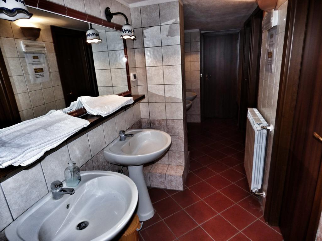 Bed and Breakfast Rifugio Ariel Ragalna Zimmer foto