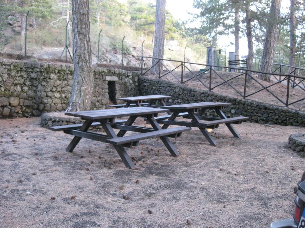 Bed and Breakfast Rifugio Ariel Ragalna Exterior foto